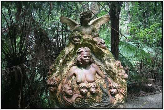Sculpture-From-the-William-Ricketts-Sanctuary-3