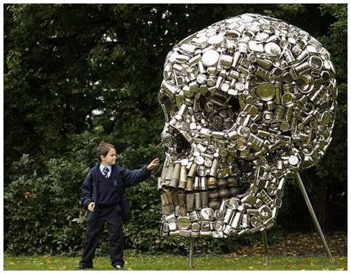 Skull Sculpture by Subodh Gupta Skull-Sculpture-by-Subodh-Gupta-1