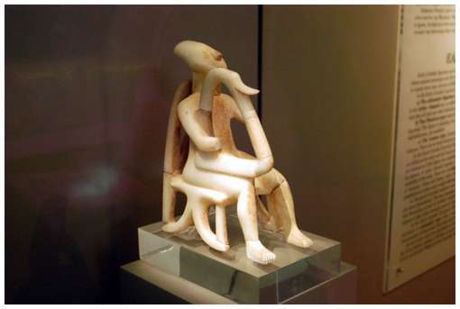 Cycladic-sculptures-2