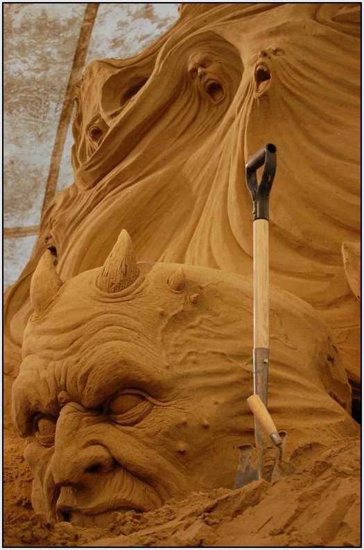 How-to-Create-Sand-Sculptures-7