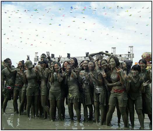 Boryeong-Mud-Festival-South-Korea