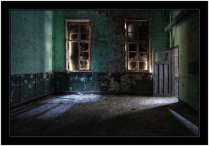 Abandoned-Buildings-37