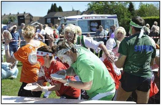 World-Custard-Pie-Throwing-Championship-2