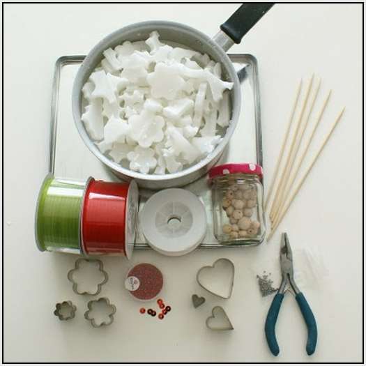 How to Make Beautiful Wax Decorations How to Make Beautiful Wax Decorations
